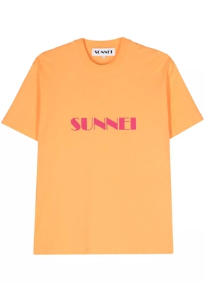 Sunnei logo-print organic-cotton T-shirt - Orange