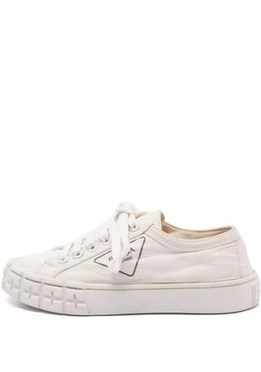 Prada Pre-Owned lace-up sneakers - White