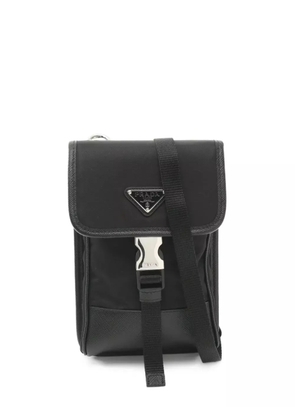 Prada Pre-Owned 2020s enamel-triangle shoulder bag - Black