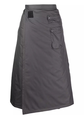 Goen.J wrap-effect quilted midi skirt - Grey