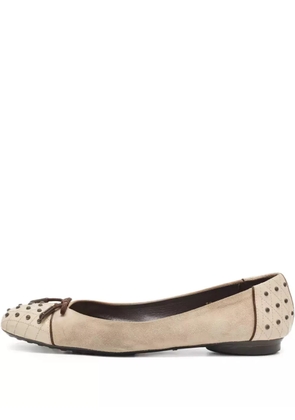 Tod's Vintage pre-owned stud-embellished ballet flats - Neutrals
