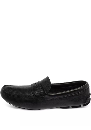 Prada Pre-Owned leather loafers - Black