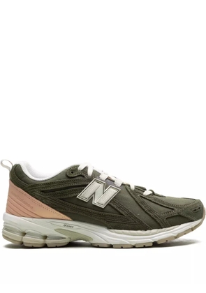 New Balance 1906F 'Dark Moss' - Green