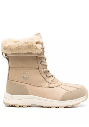 UGG Ashton Addie suede boots - Neutrals