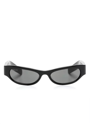 Gucci Eyewear logo-plaque cat-eye sunglasses - Black