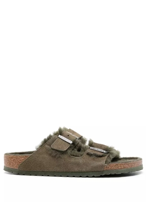 Birkenstock Arizona buckle-fastening suede sandals - Green