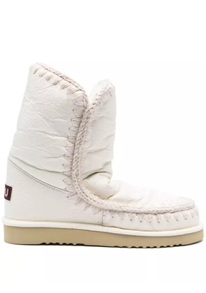 Mou Eskimo 18 crochet-trim metallic-leather boots - White