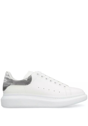 Alexander McQueen Oversized lace-up sneakers - White