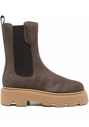 Moncler elastic-panels chelsea boots - Brown