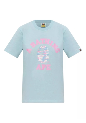 A BATHING APE® graphic-print T-shirt - Blue