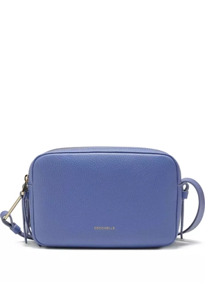 Coccinelle small Mallory textured cross body bag - Blue