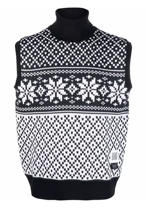 Fumito Ganryu roll-neck sleeveless jumper - White