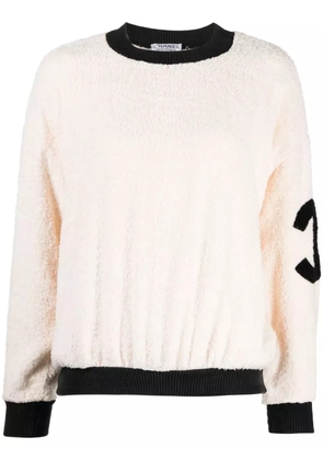CHANEL Pre-Owned 1990s CC crew-neck fleece sweatshirt - Neutrals