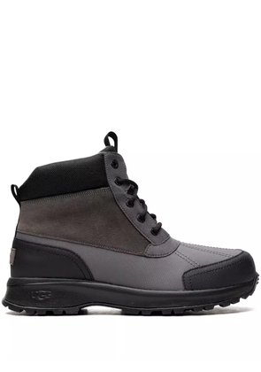 UGG Emmett Duck 'Chestnut' boots - Black