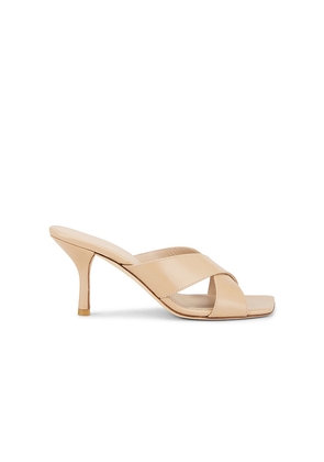 Stuart Weitzman Dayna Slide 75 in Beige. Size 5. Also in 6, 6.5, 7, 9.5.