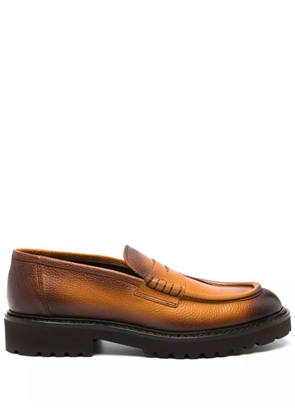 Doucal's Tumbled pebbled leather loafers - Orange