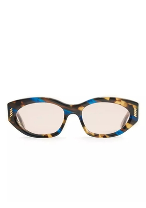 Family Affair cat-eye frame sunglasses - Brown