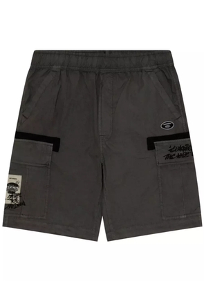 AAPE BY *A BATHING APE® logo-appliqué cargo shorts - Black