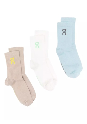 On Running logo-embroidered socks (pack of three) - Neutrals