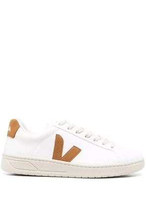 VEJA Urca low-top sneakers - White