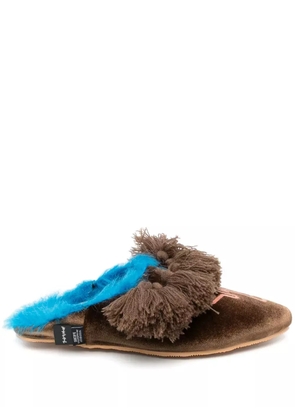 midorikawa pointed-toe slippers - Brown