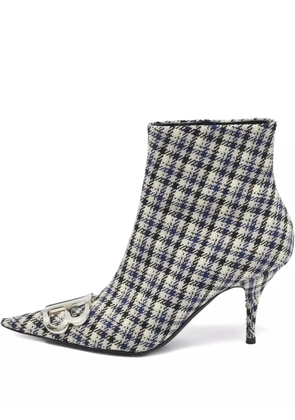 Balenciaga Pre-Owned 110mm pointed-toe checked boots - Black