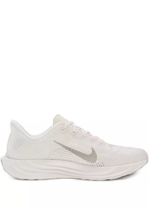 Nike Pegasus Plus performance sneakers - White