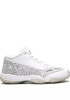Jordan Air Jordan 11 Retro Low 'Cobalt' sneakers - White
