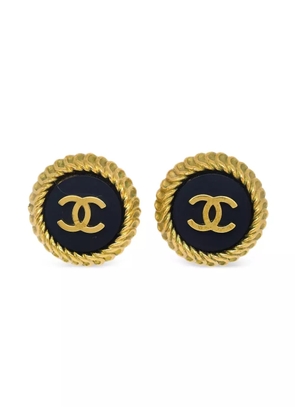 CHANEL Pre-Owned 1995 button earrings - Gold
