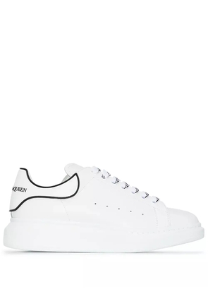 Alexander McQueen Oversized low-top sneakers - White