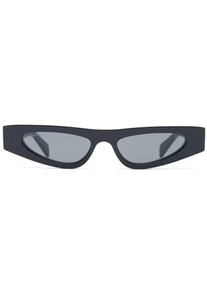 Gucci Eyewear cat-eye frame sunglasses - Black