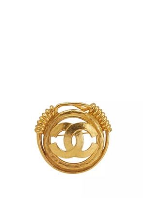 CHANEL Pre-Owned 1994 Gold Plated CC Brooch costume brooch