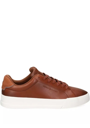 Tommy Hilfiger Iconic leather sneakers - Brown