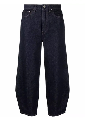 TOTEME tapered cropped jeans - Blue