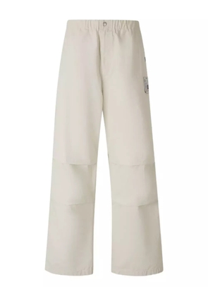 Maison MIHARA YASUHIRO logo-patch cotton trousers - Neutrals