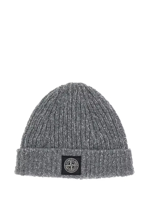 Stone Island ribbed patch beanie - Grey