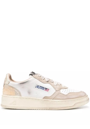 Autry Medalist Low Super Vintage sneakers - White