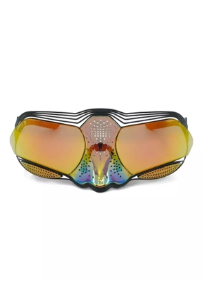 Nike Zeus shield-frame sunglasses - Black