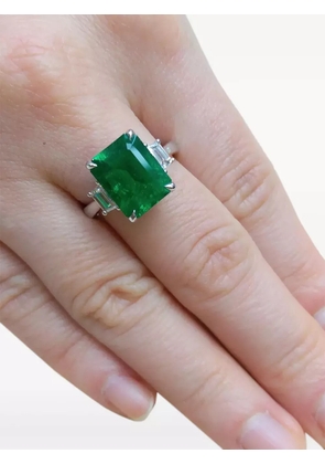 HYT Jewelry 18K white diamond and emerald ring