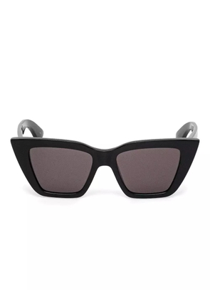 Alexander McQueen Eyewear cat-eye sunglasses - Black