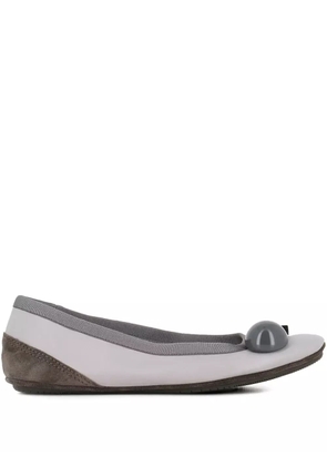 Dove Nuotano Gli Squali Becky ballerina shoes - Grey
