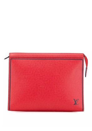 Louis Vuitton Pre-Owned 2019 Taiga Pochette Voyage MM clutch bag - Red