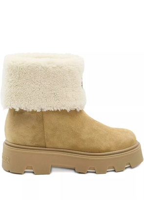 Moncler Aurea shearling logo patch boots - Neutrals