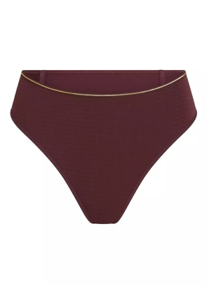 Marlies Dekkers Dame de Paris chevron-detail thong - Red