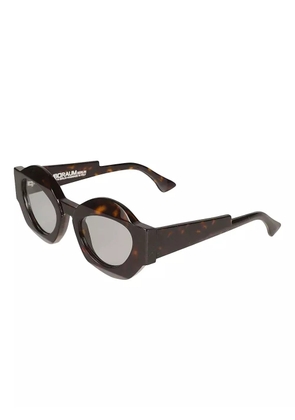 Kuboraum X22 round-frame sunglasses - Brown