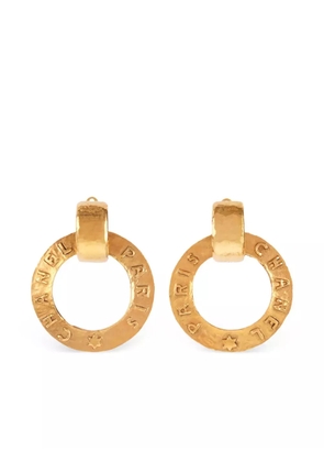 CHANEL Pre-Owned 1990s door-knocker clip-on earrings - Gold