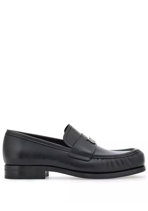 Ferragamo Gancini-plaque leather loafers - Black