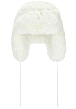 Goldbergh Cher Fluffy Aviator Hat in White - Cream. Size all.
