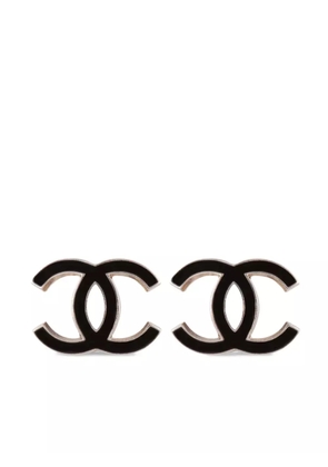 CHANEL Pre-Owned 2006 CC clip-on earrings - Black