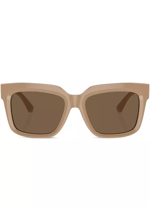 Burberry Eyewear monogram-plaque wayfarer sunglasses - Neutrals